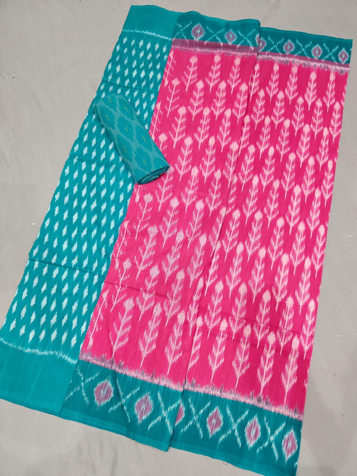 Cotton Saree - PGMRY29-ICTSDZDCD-03