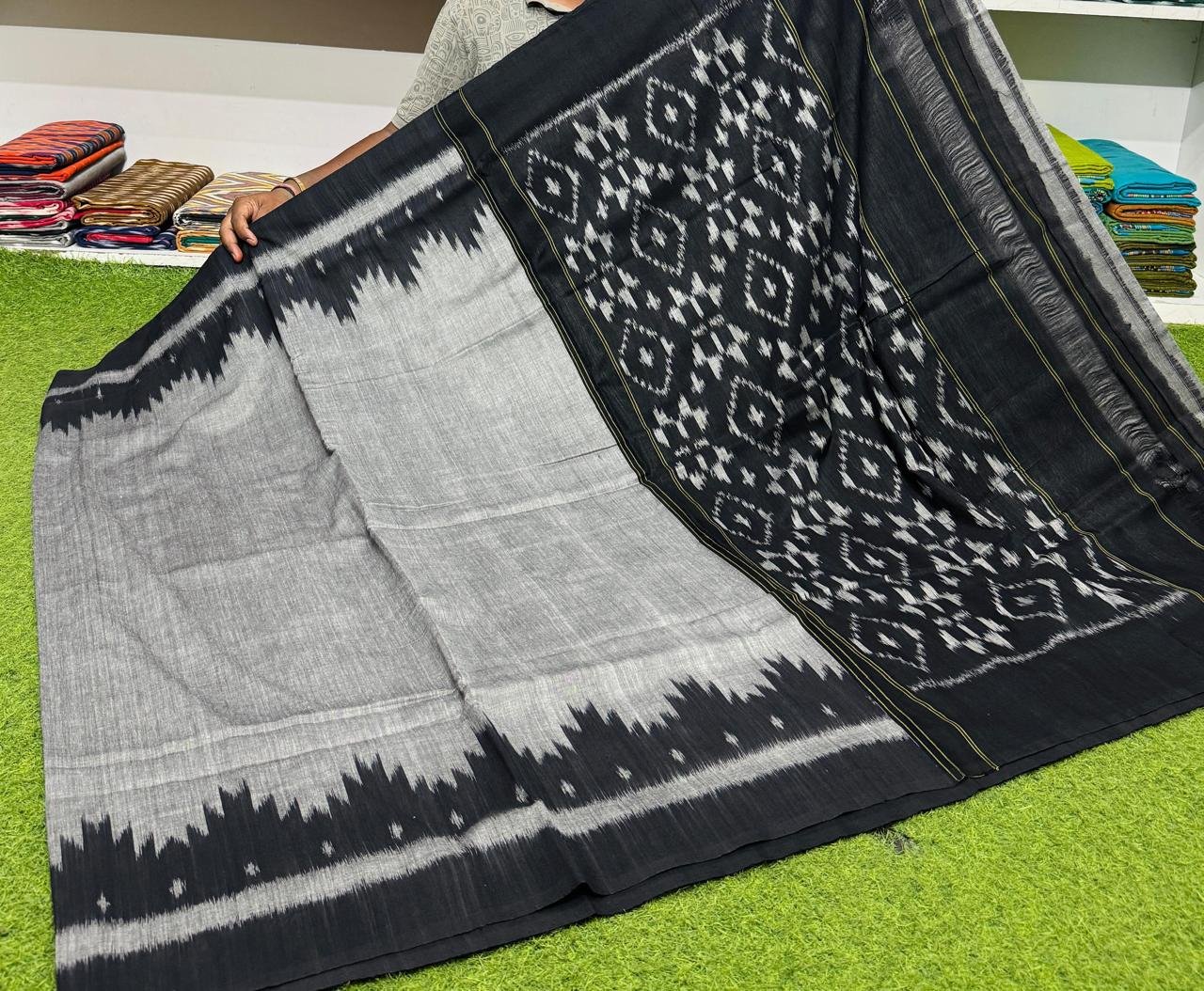 Cotton Saree - PSRGY21-ICTSDZDCD-57