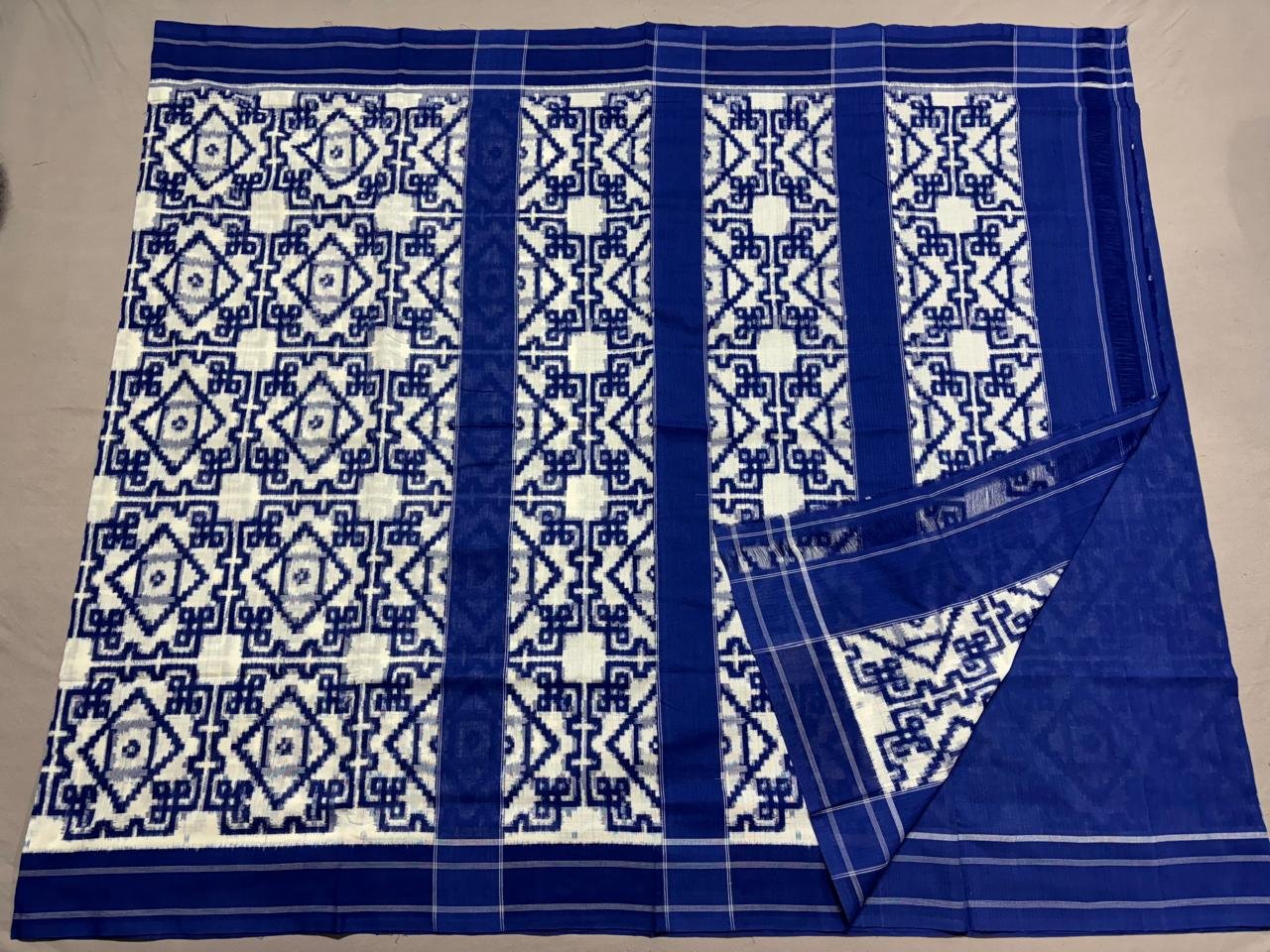 Cotton Saree - PSSIL12-DICSCSBDC-03