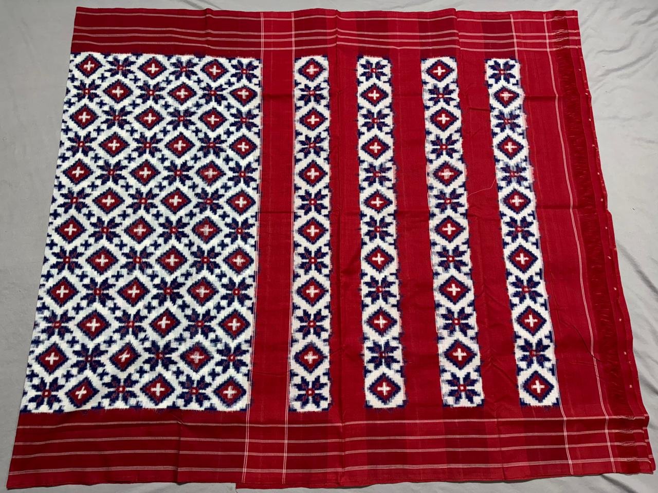 Cotton Saree - PSSIL12-DICSCSBDC-09