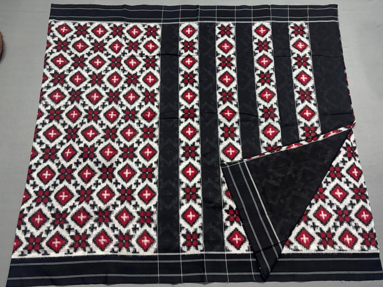 Cotton Saree - PSSIL12-DICSCSBDC-23