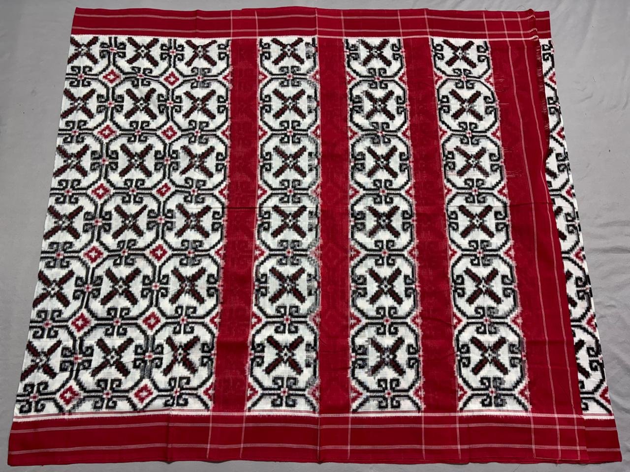 Cotton Saree - PSSIL12-DICSCSBDC-25