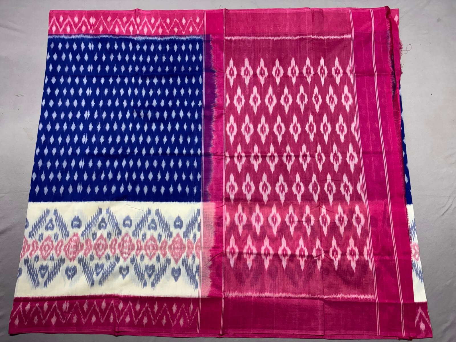 Cotton Saree - PSSIS23-ICTSDZEDC-34