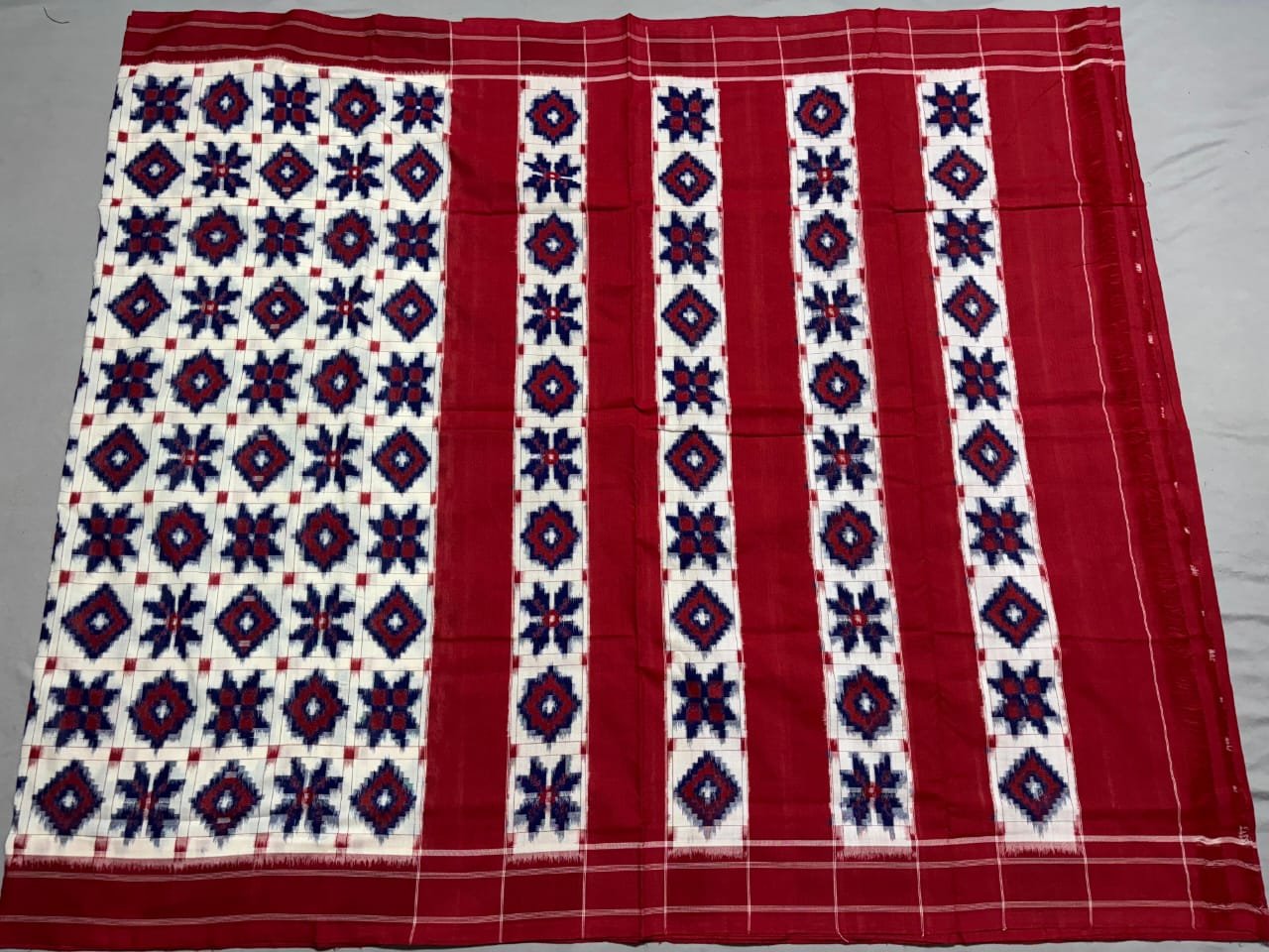 Cotton Saree - PSSIY26-DICSDSBCC-23