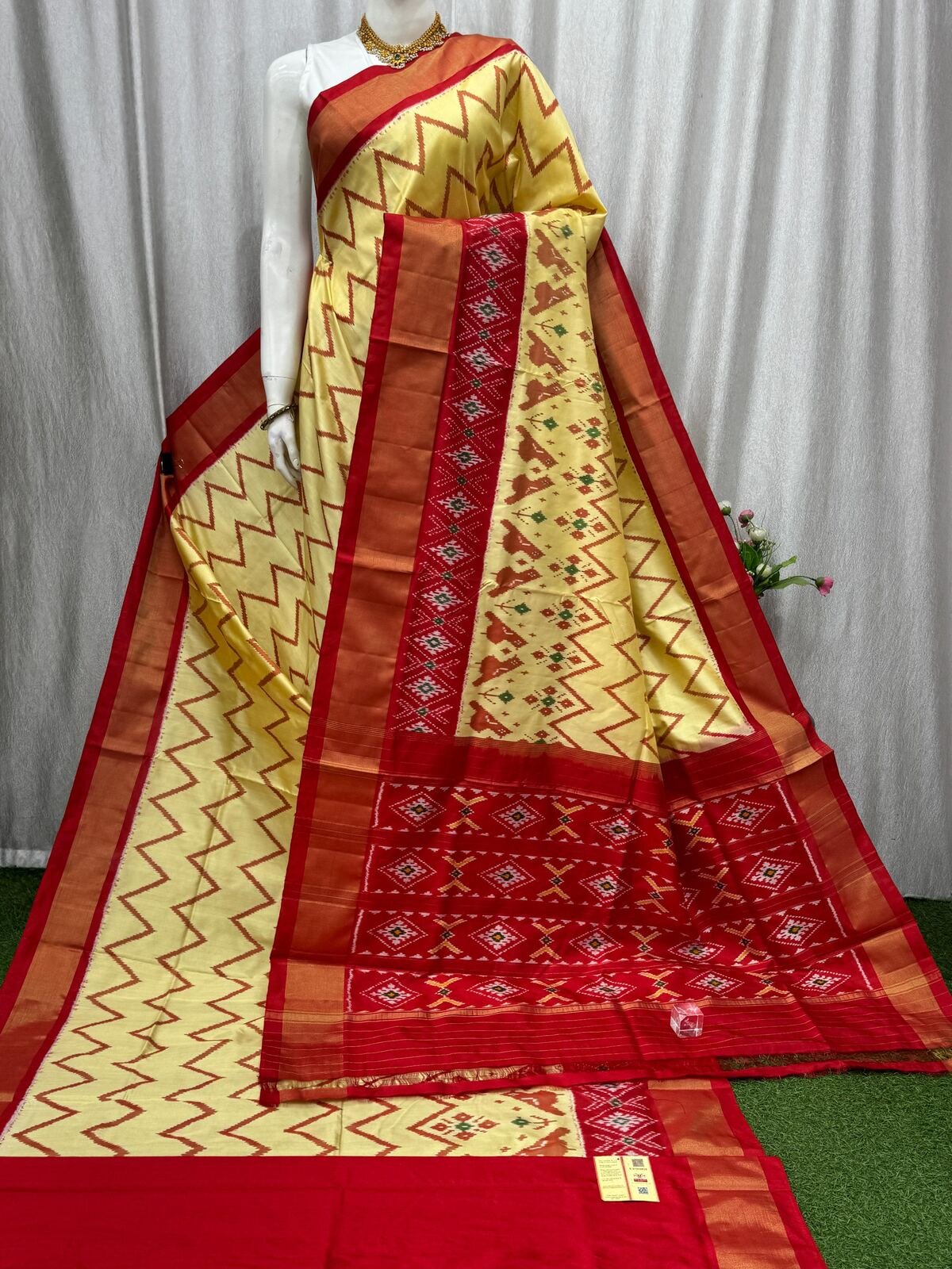 Designer Ikat - PASKG01-IDSSDNBDD-01