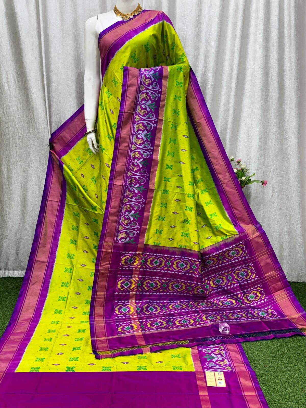 Designer Ikat - PASKG01-IDSSDNBDD-03