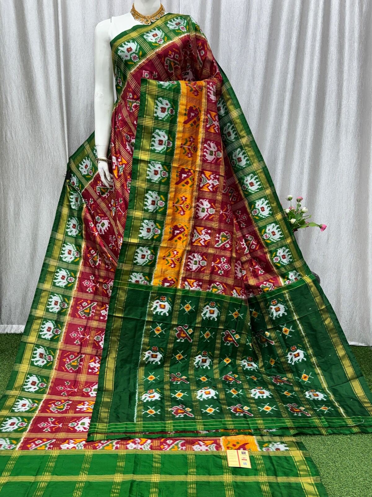 Designer Ikat - PASKG19-IDSSIIICD-02