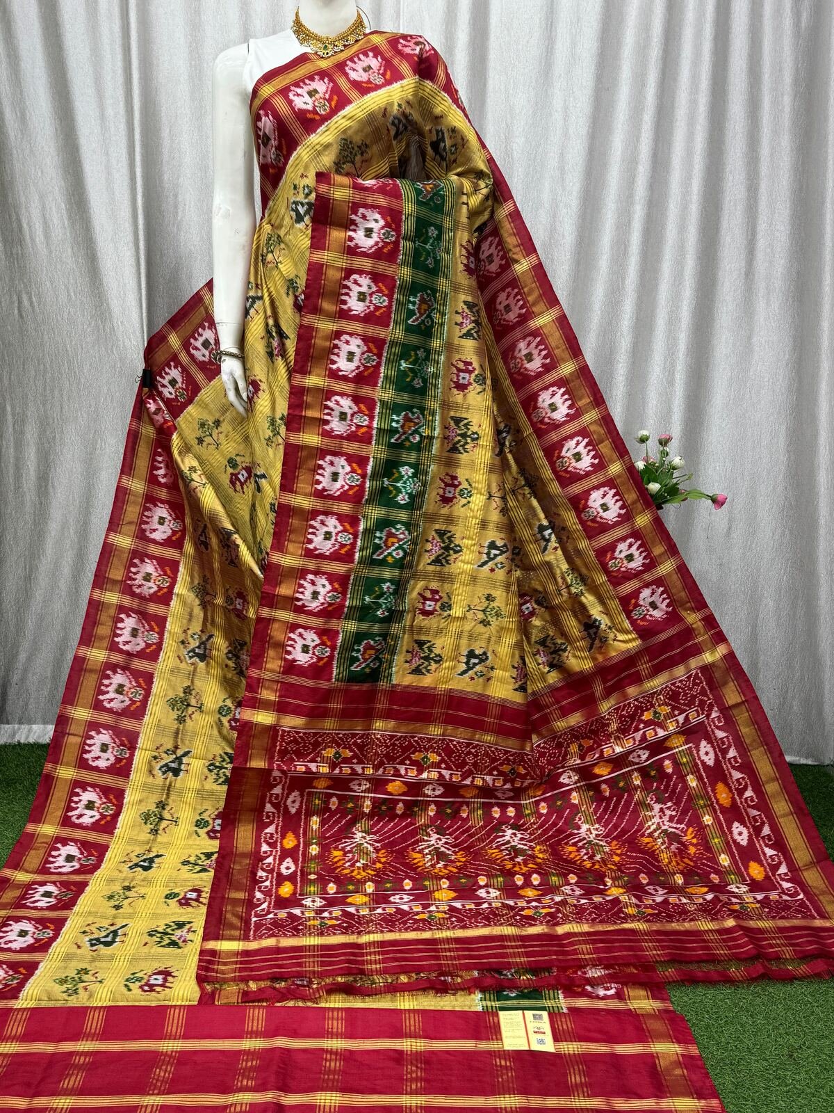 Designer Ikat - PASKG19-IDSSIIICD-05