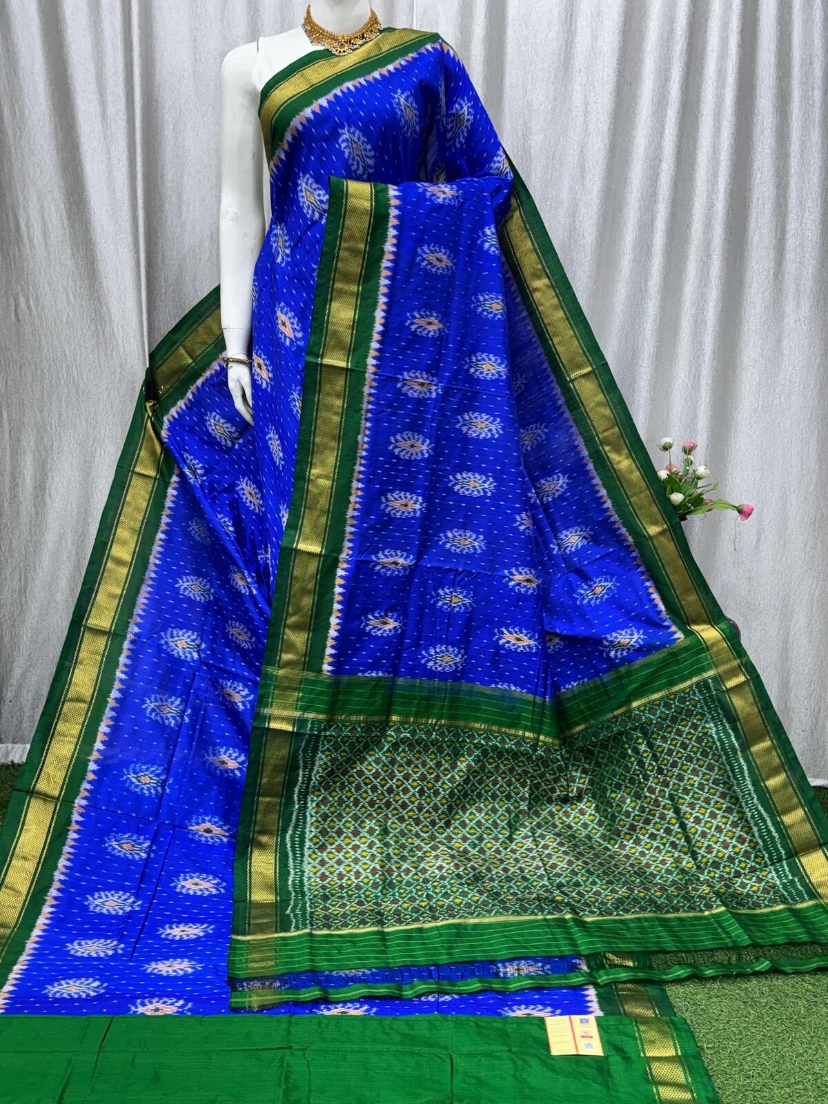Designer Ikat - PASKS09-IDSSICECC-01