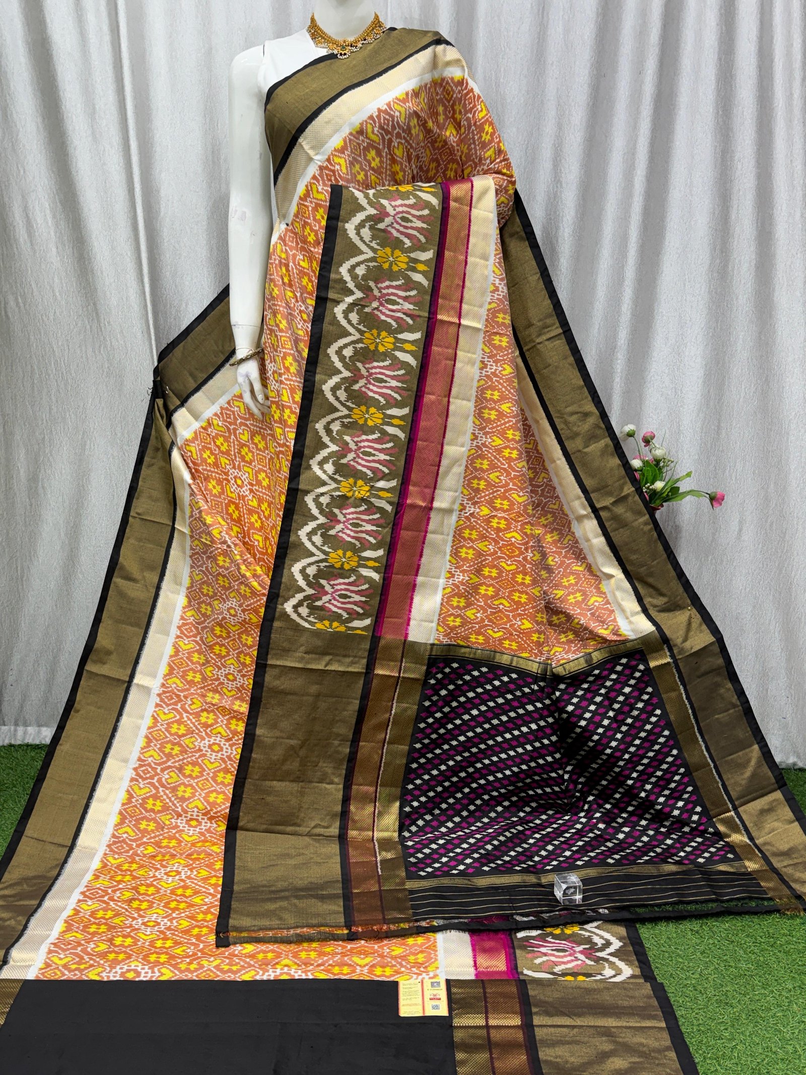 Designer Ikat - PASKS26-IDSSIISDC-01