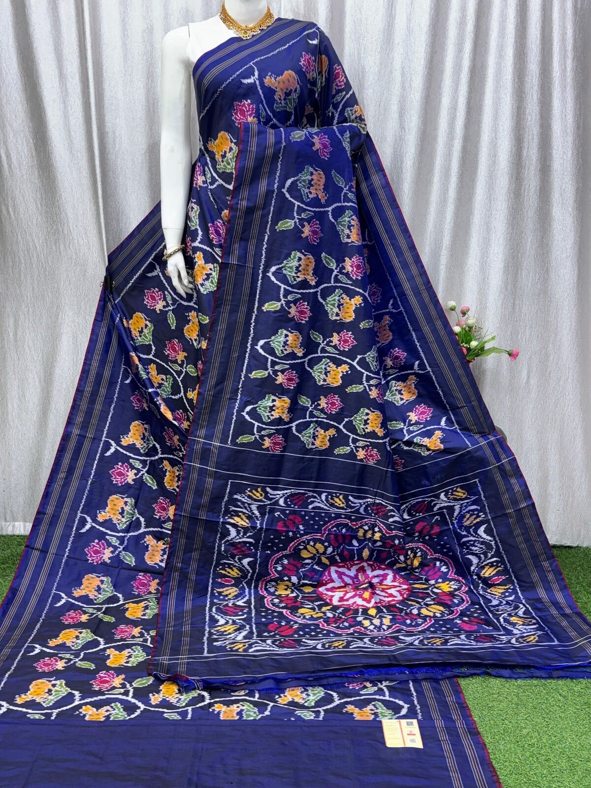 Designer Ikat - PASKY09-IDSSIIEDD-02