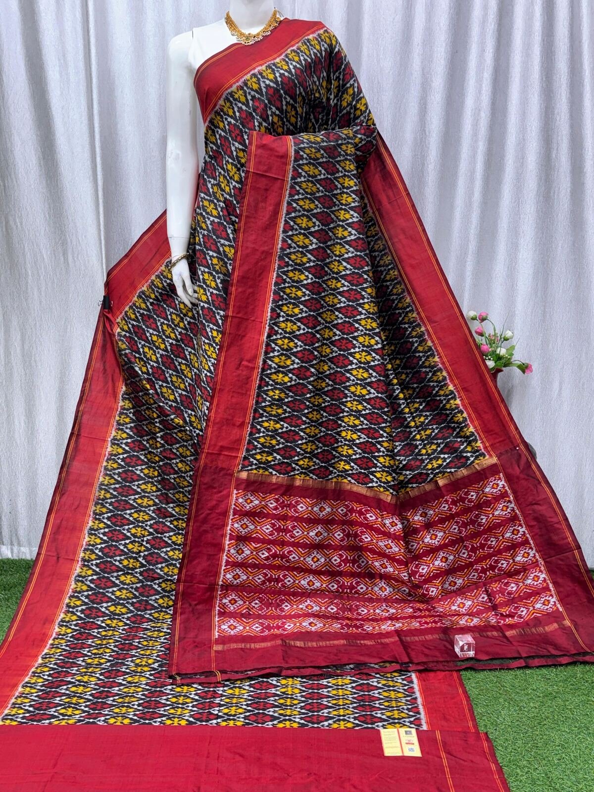 Designer Ikat - PASKY23-IDSSCNECD-07