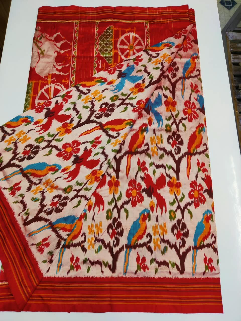 Designer Ikat - PDLSO03-IDSSIFDDD-02 - fullscreen view 2
