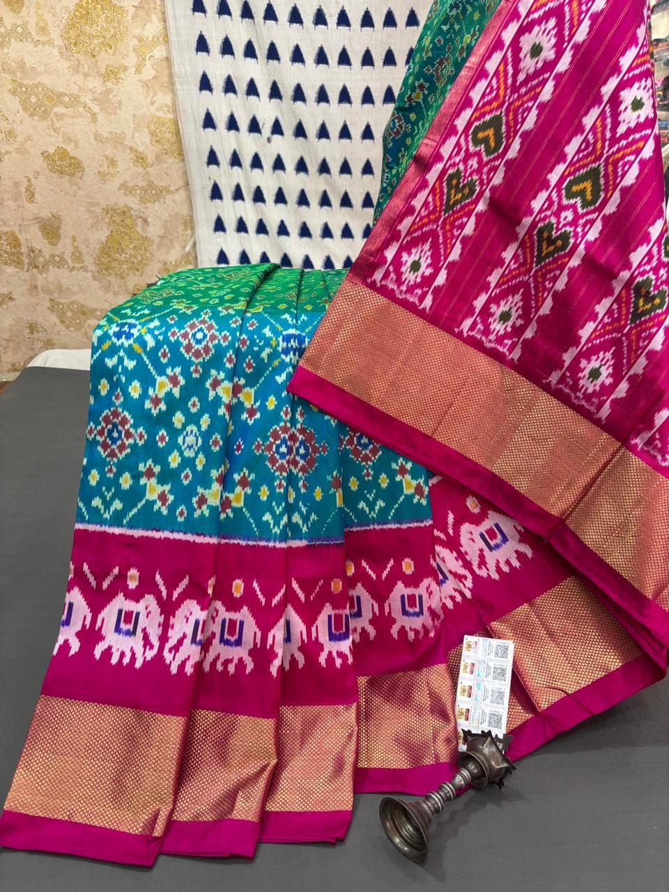 Designer Ikat - PRMHN01-IDSSCNTCD-15