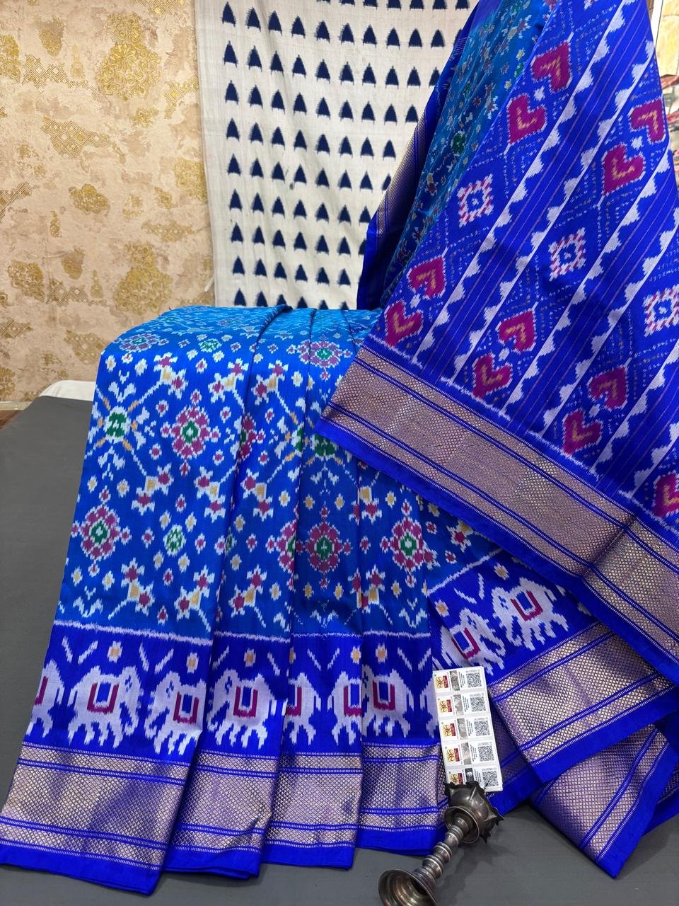 Designer Ikat - PRMHN01-IDSSCNTCD-17