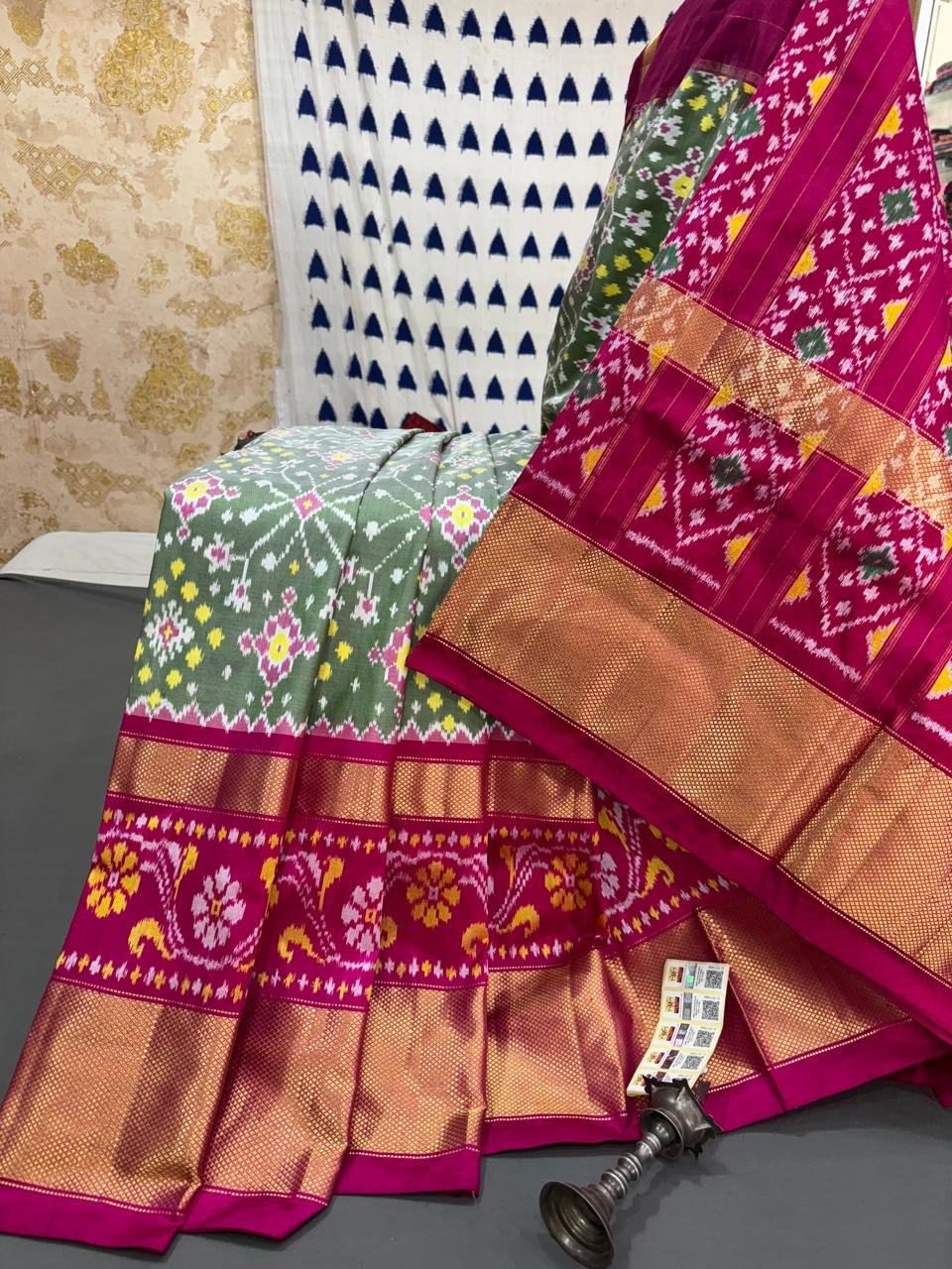 Designer Ikat - PRMHN01-IDSSCNTCD-26