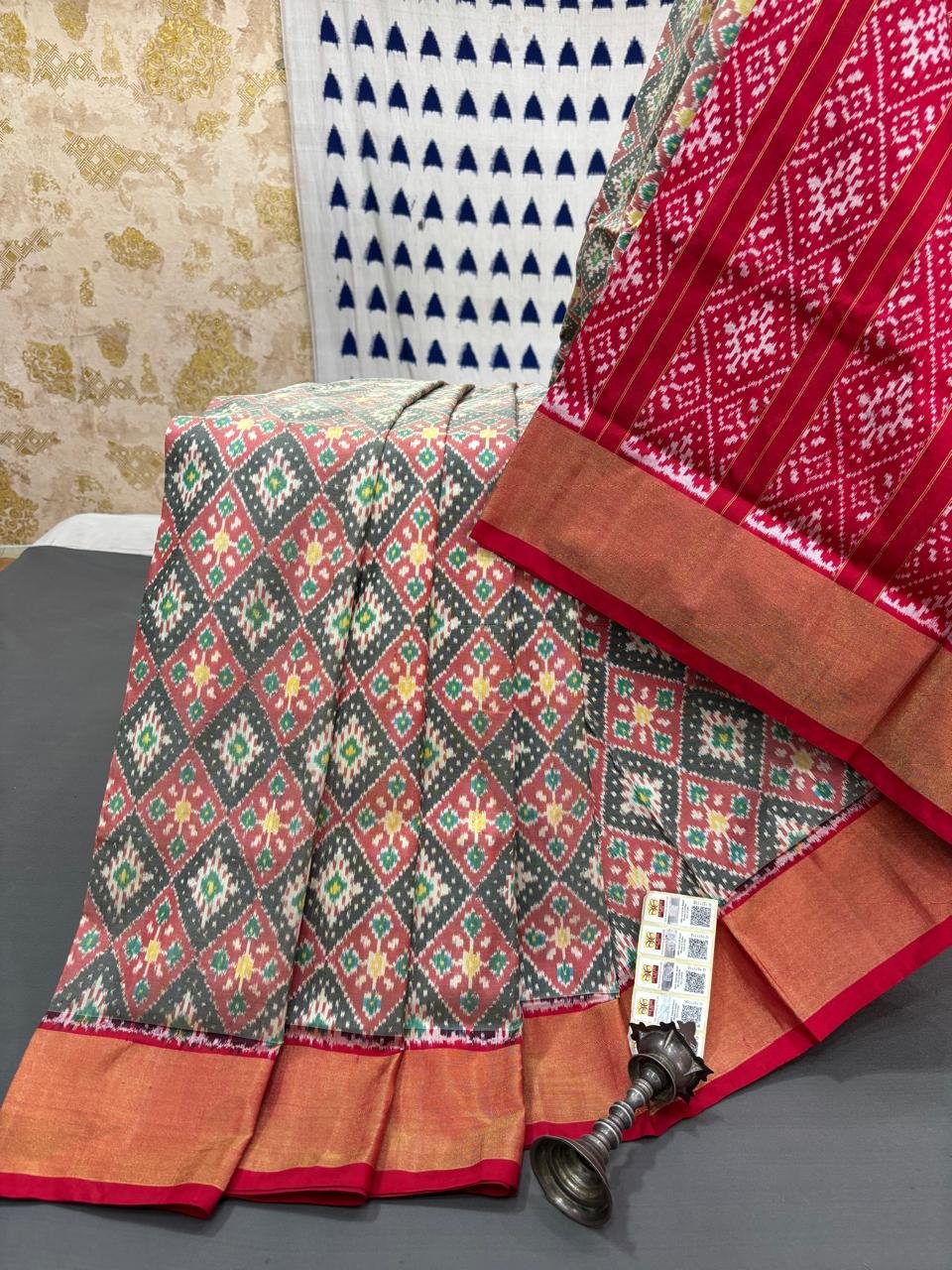 Designer Ikat - PRMHY18-IDSSDNTCD-02