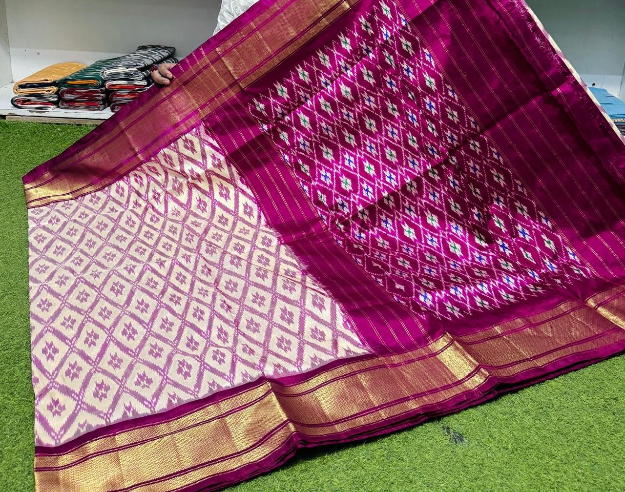 Designer Ikat - PSRGO05-IDSSDNNDC-03