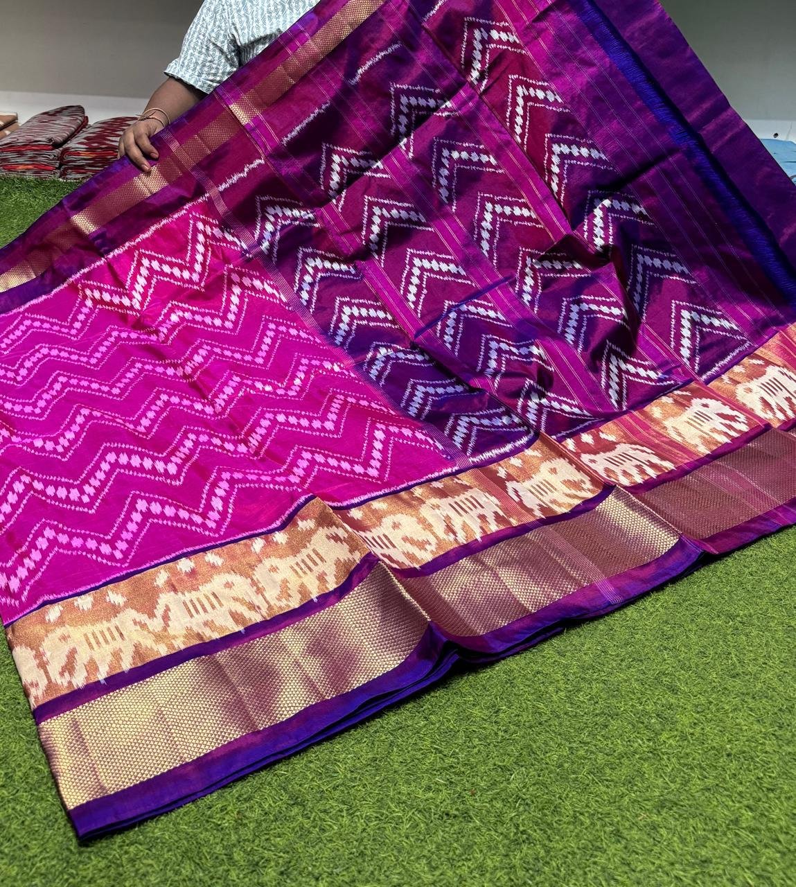 Designer Ikat - PSRGO12-IDSSICZDD-06