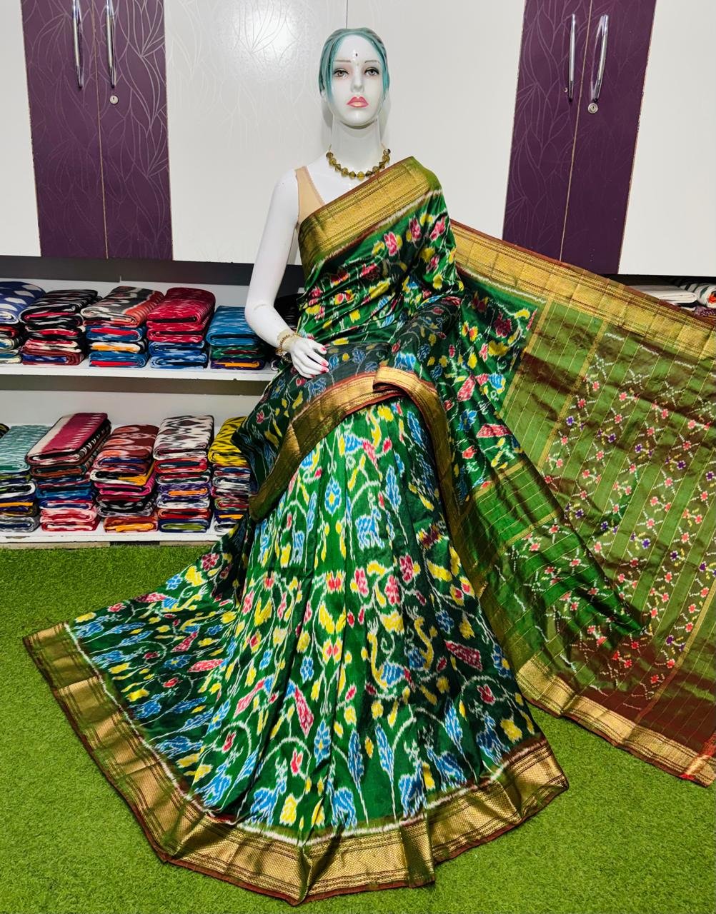 Designer Ikat - PSRGY20-IDSSICZDC-01