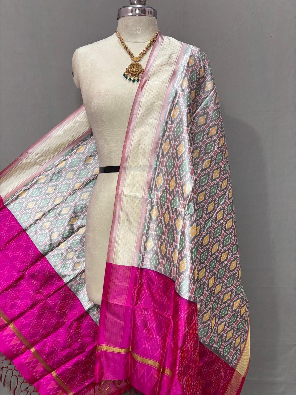 Ikat Dupatta - PSSIL04-ISDPDZSDC-06