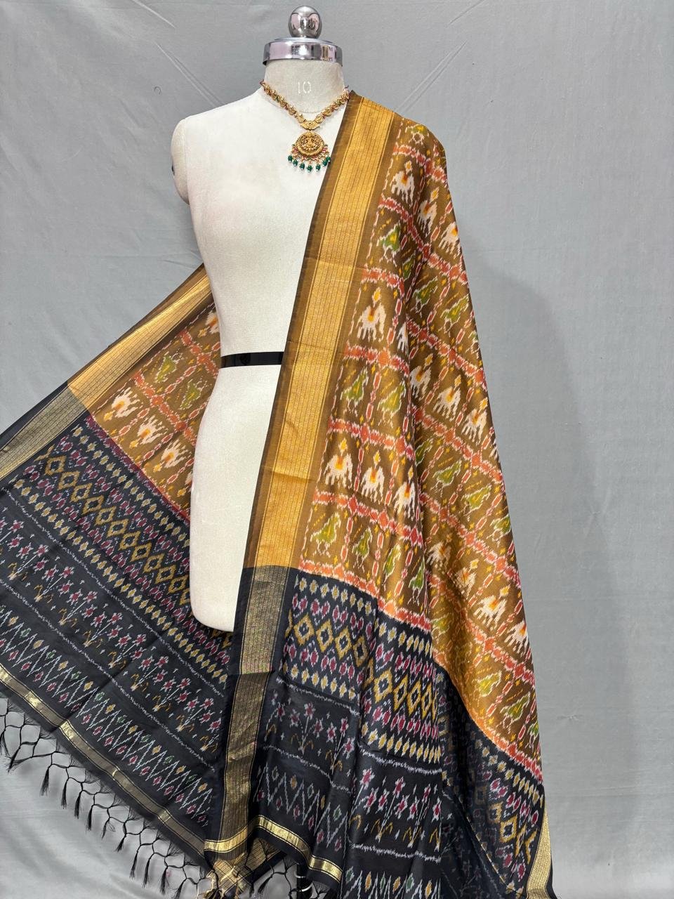 Ikat Dupatta - PSSIS11-ISCDDIBCC-22