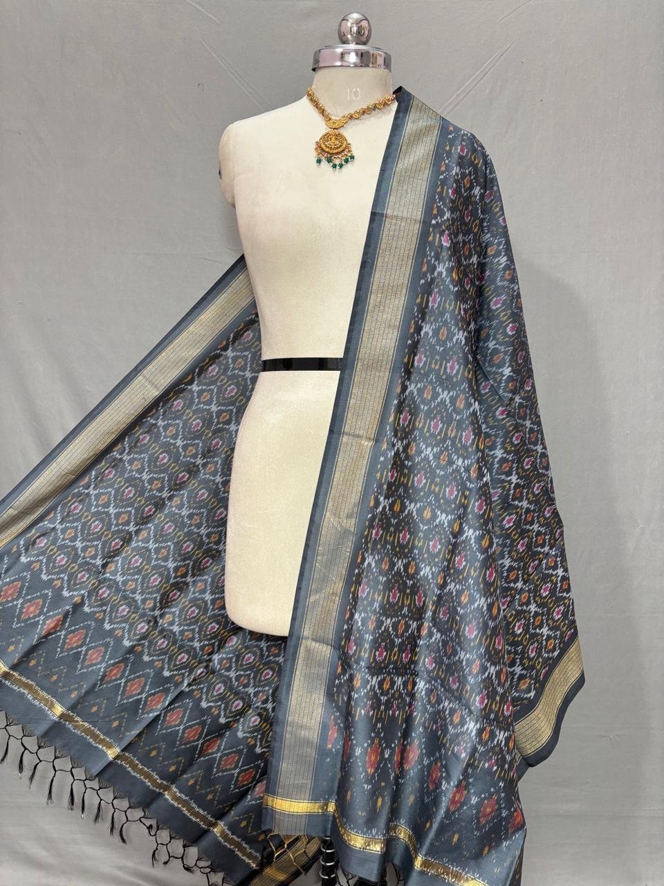 Ikat Dupatta - PSSIS25-ISCDDIBDC-16