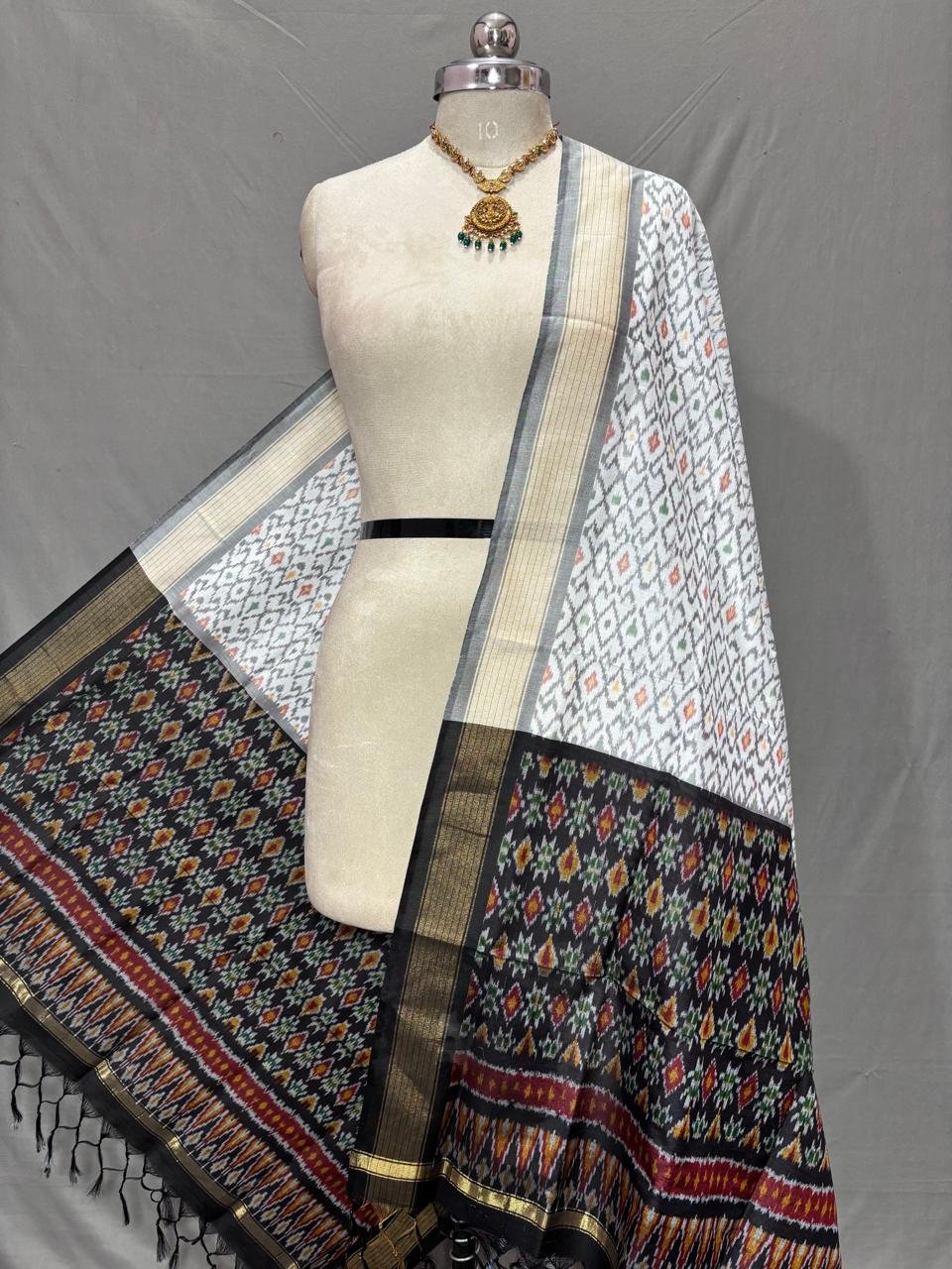 Ikat Dupatta - PSSIS25-ISCDDIBDC-23