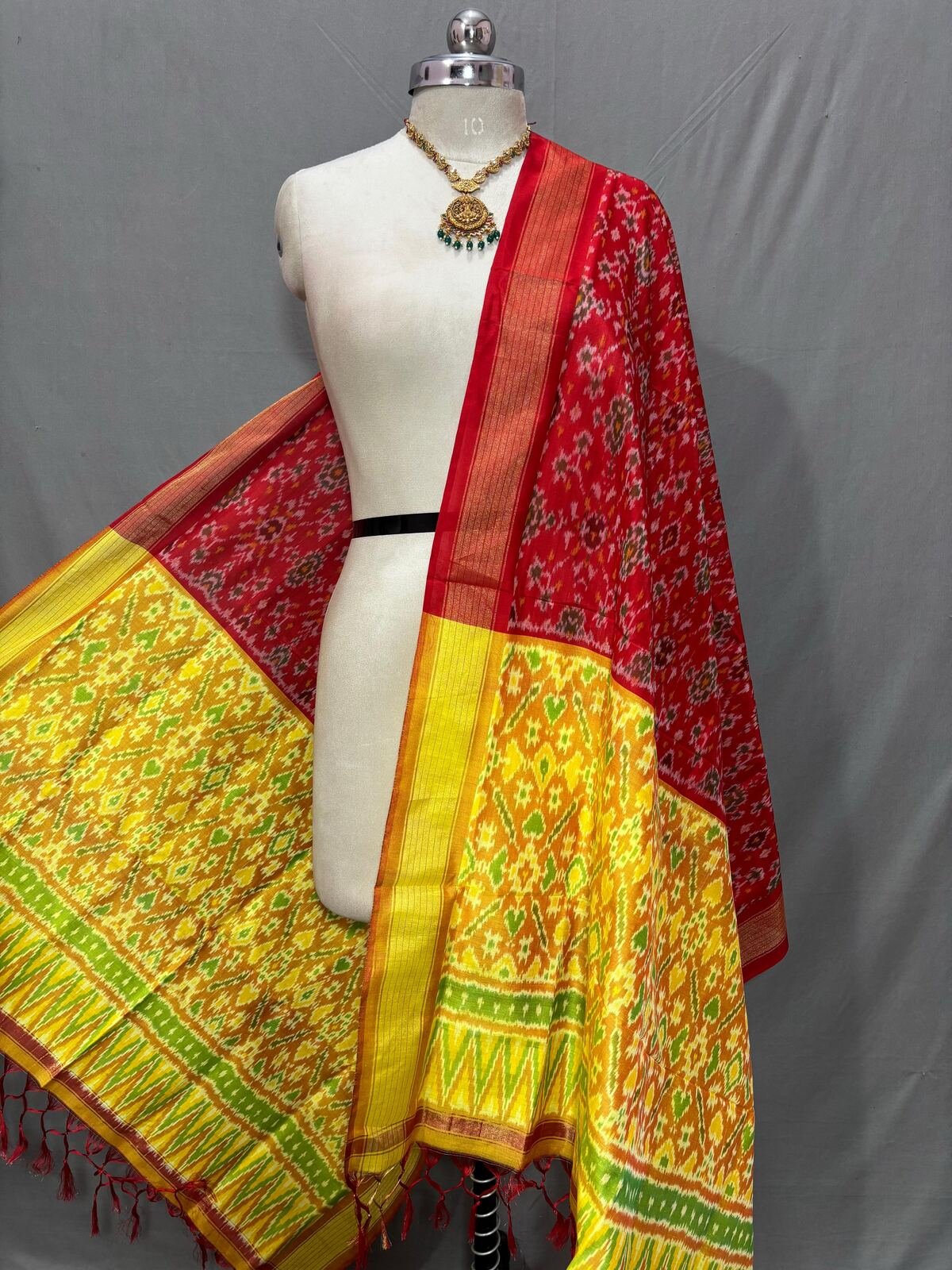 Ikat Dupatta - PSSIS25-ISCDDIBDC-44
