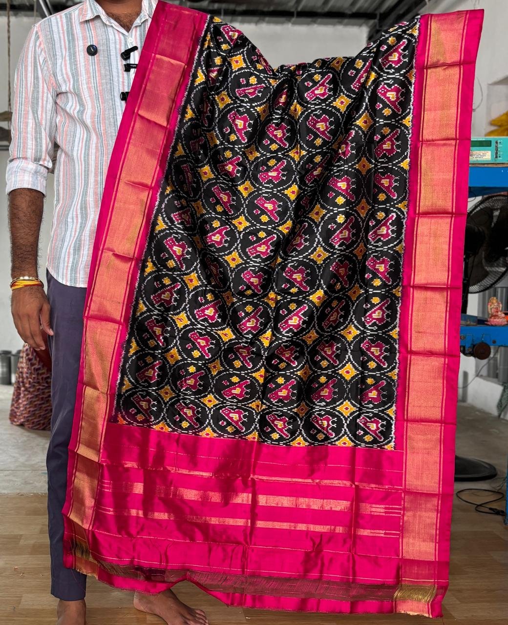 Ikat Dupatta - PUSNG06-ISDPDEEDD-03