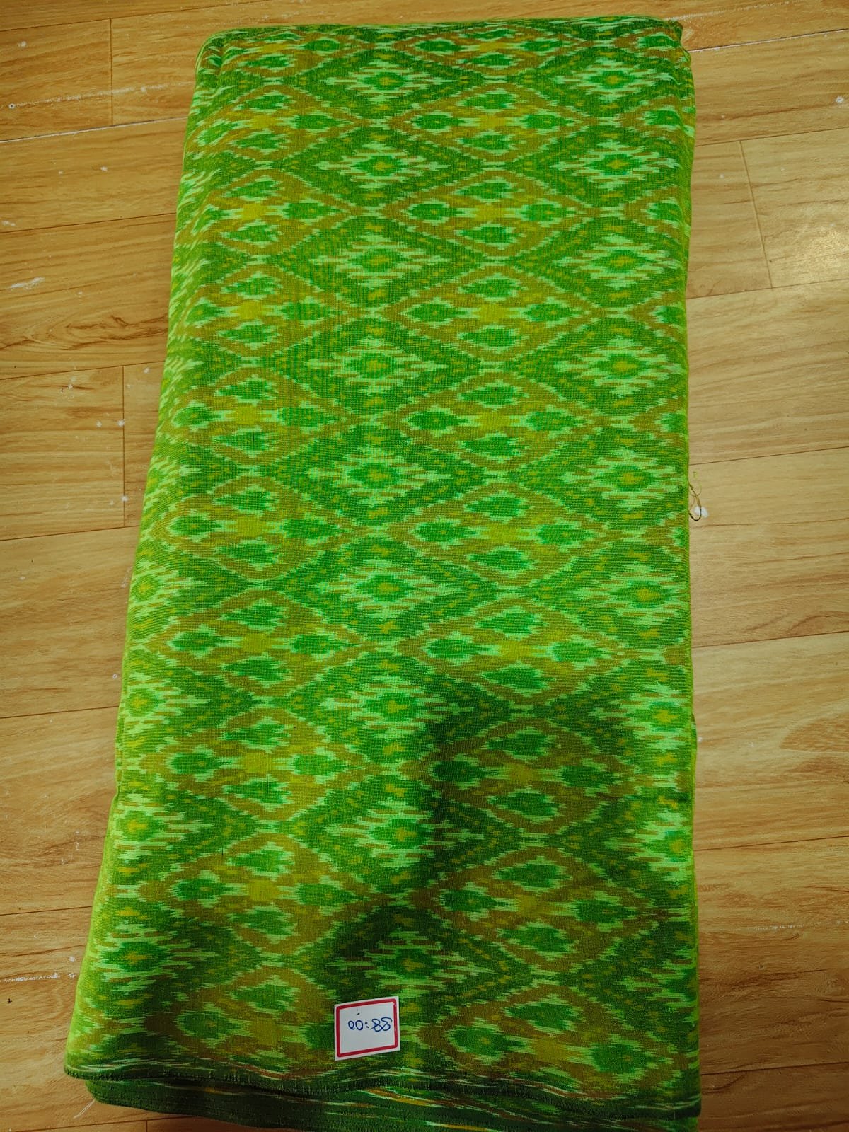 Ikat Fabric - PGYFL08-ISCFDCXSC-01