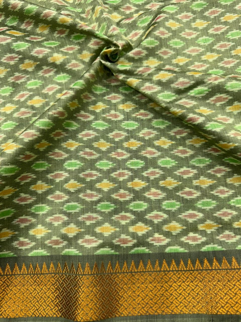 Ikat Fabric - PSDHG11-ISCFCDBSC-07