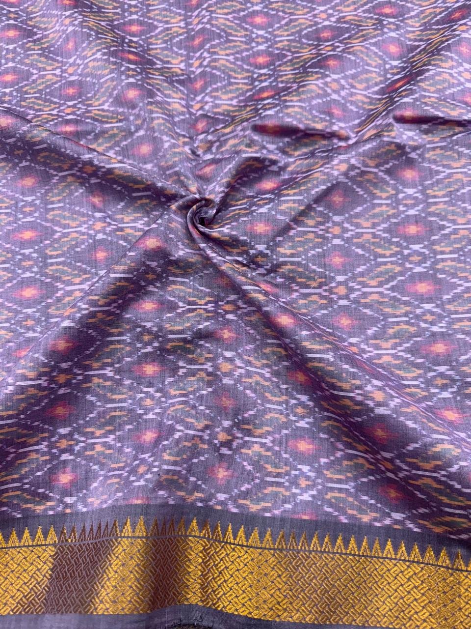 Ikat Fabric - PSDHG11-ISCFCDBSC-10