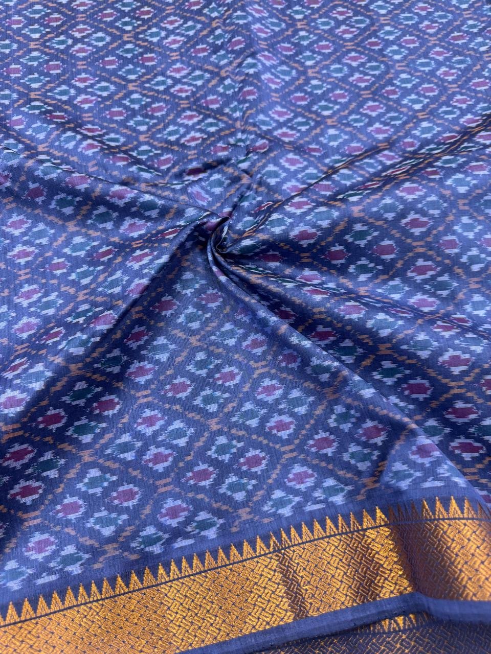 Ikat Fabric - PSDHG11-ISCFCDBSC-16