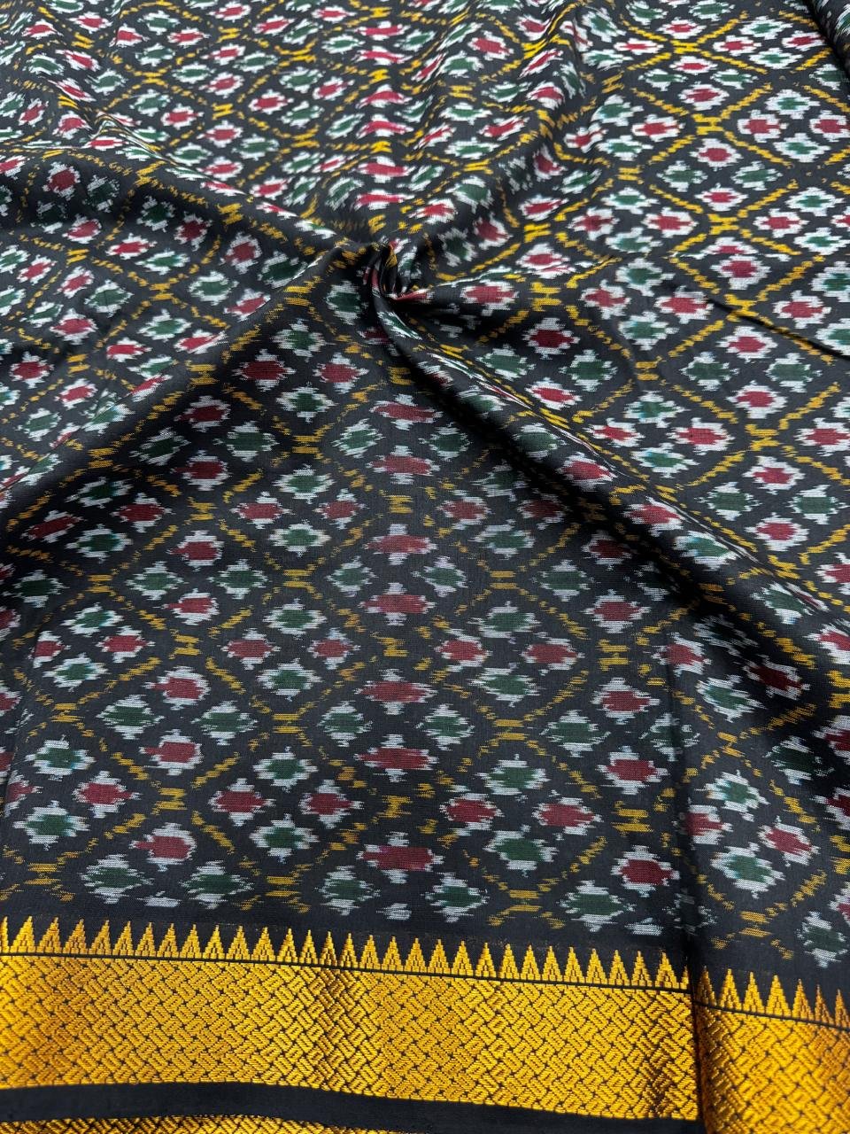 Ikat Fabric - PSDHO05-ISCFDDNSC-04