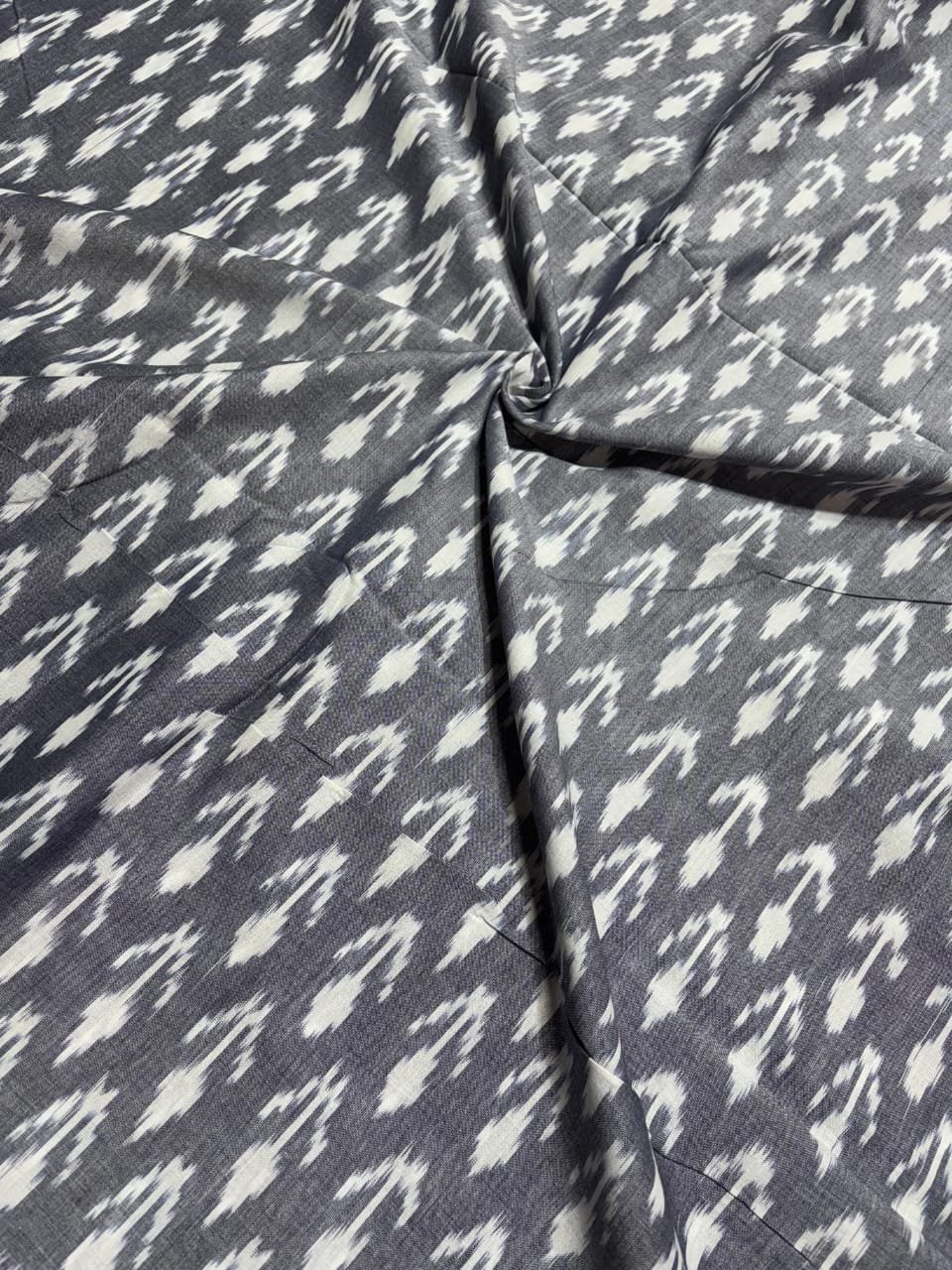 Ikat Fabric - PSSIG18-IMCFDCZBC-07