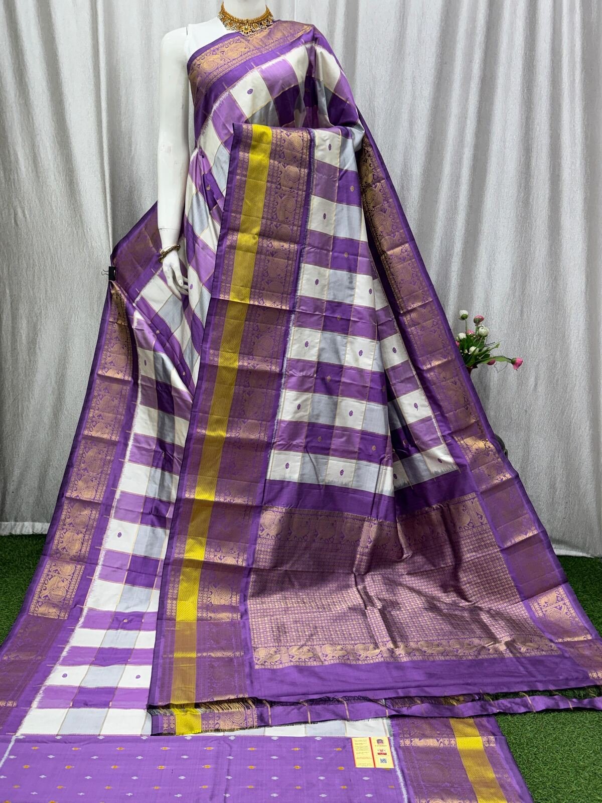 Kanchi Border Ikat - PASKG20-KBRPIBECD-05