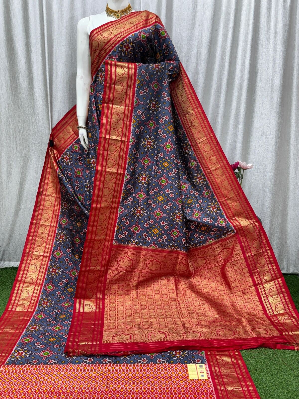 Kanchi Border Ikat - PASKG20-KBRPISECD-03
