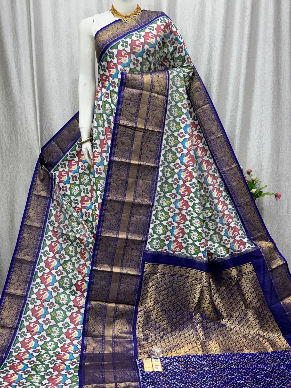 Kanchi Border Ikat - PASKG20-KBRPISECD-05
