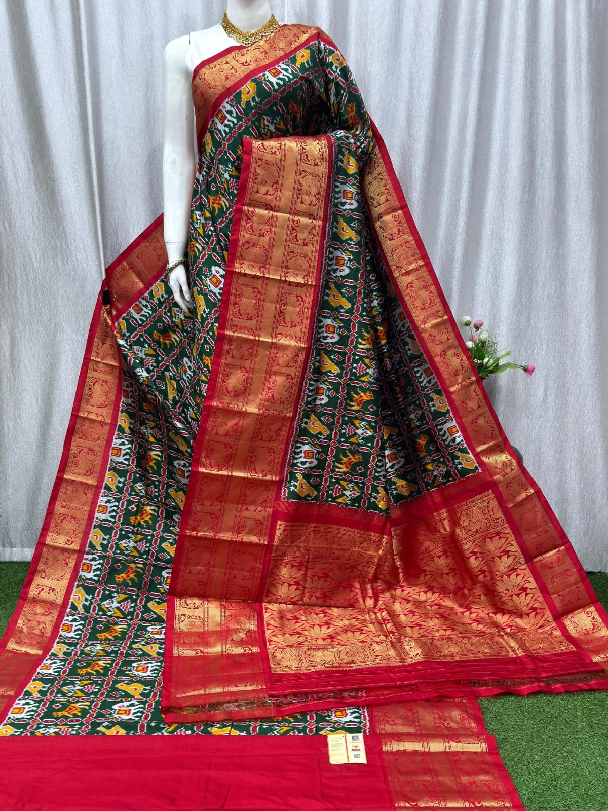 Kanchi Border Ikat - PASKG20-KBRPISECD-14