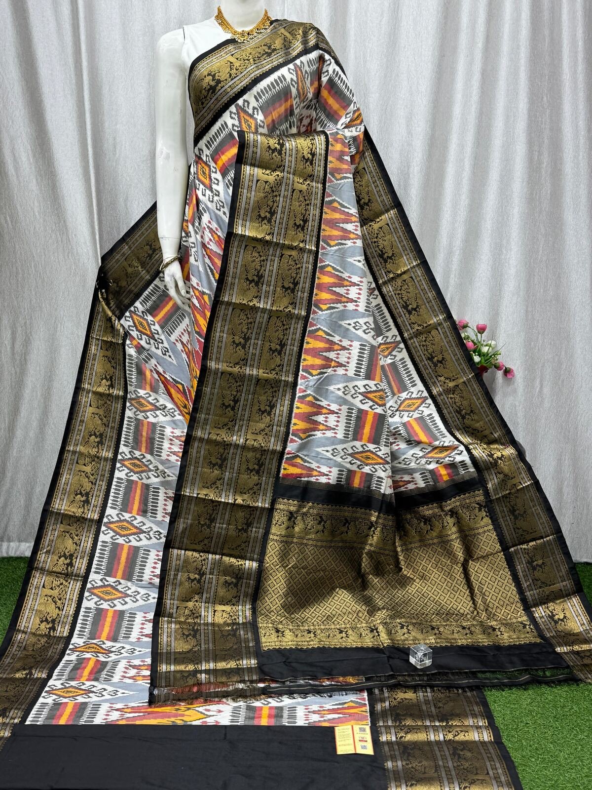 Kanchi Border Ikat - PASKG20-KBRPISECD-21