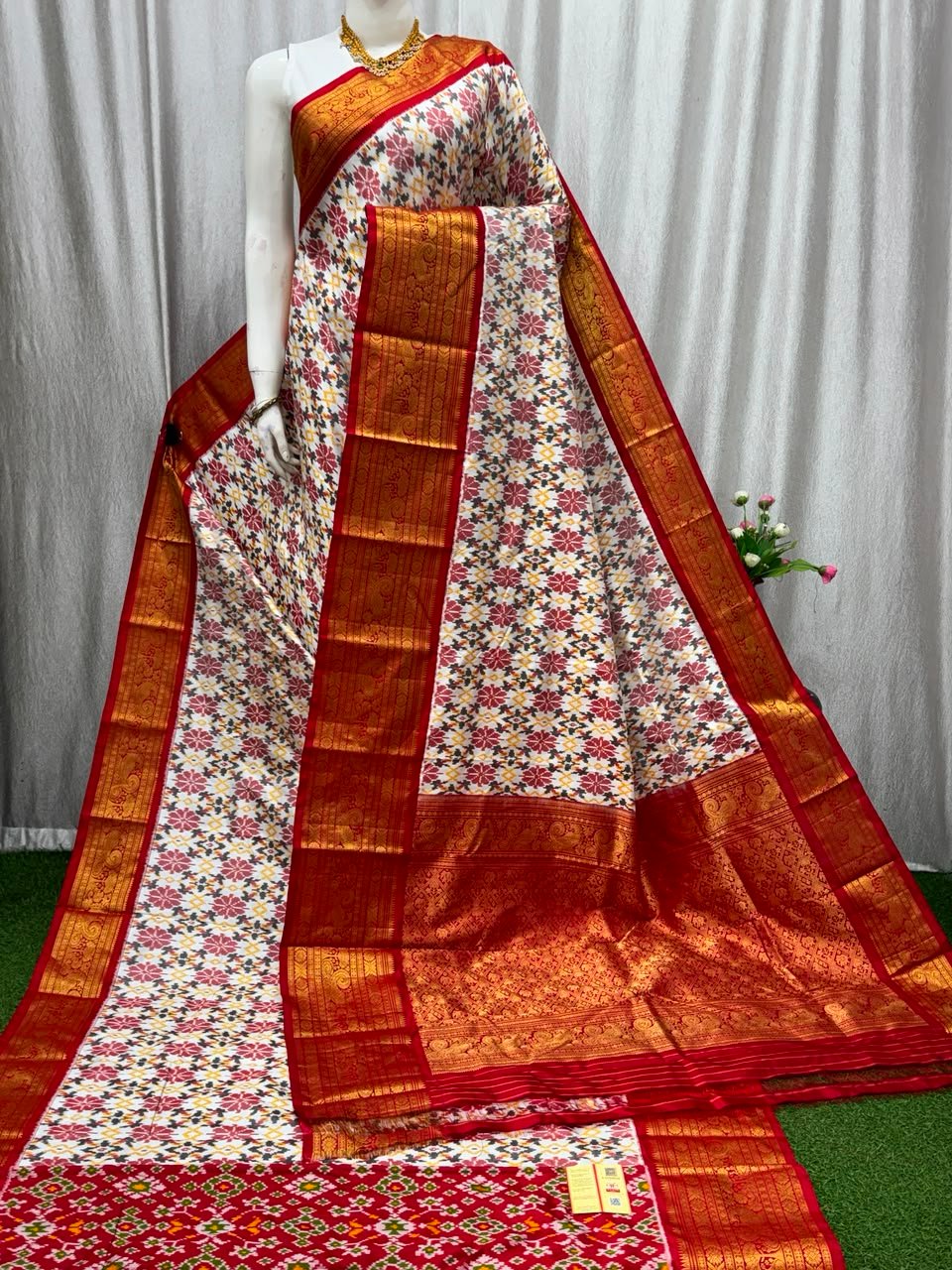 Kanchi Border Ikat - PASKG20-KBRPISECD-29