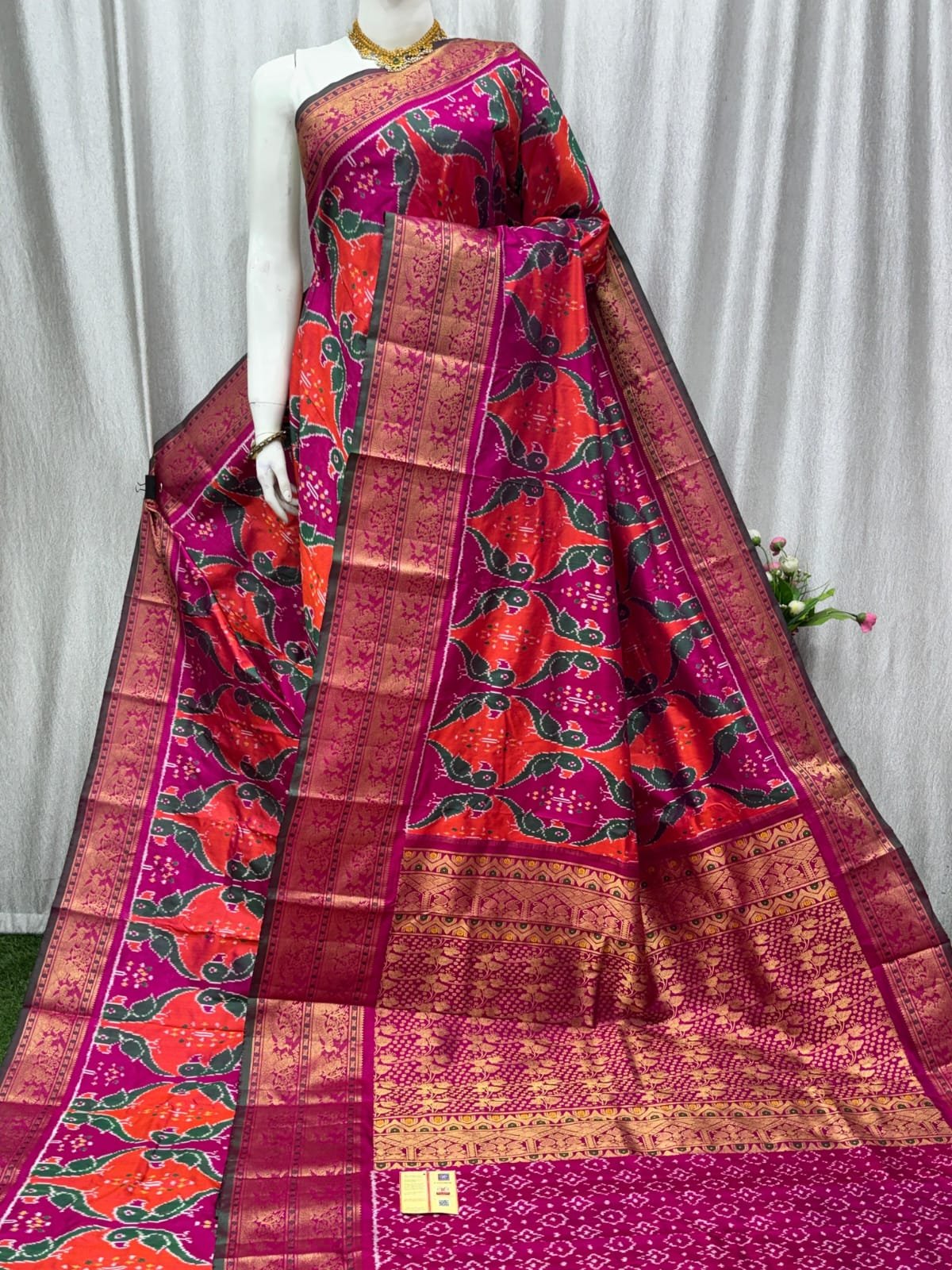 Kanchi Border Ikat - PASKG20-KBRPIXSCD-02