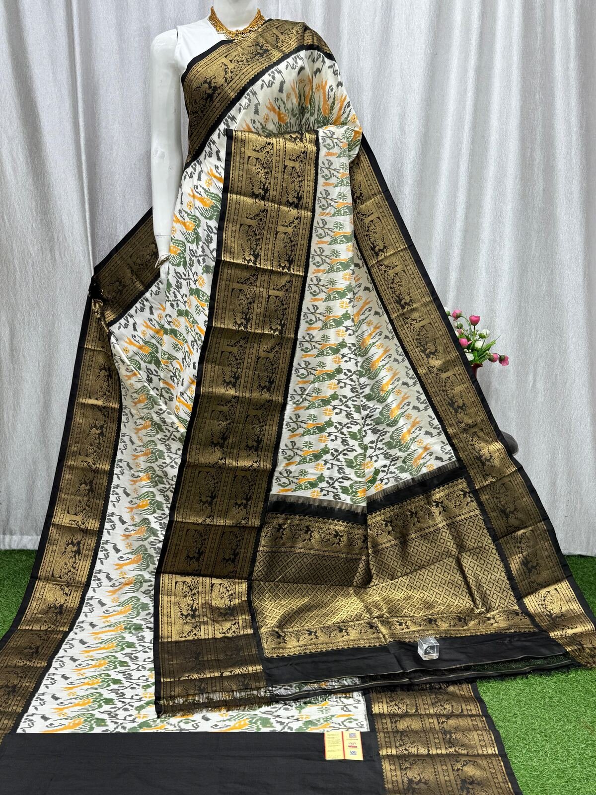 Kanchi Border Ikat - PASKY14-KBRSISDCC-11
