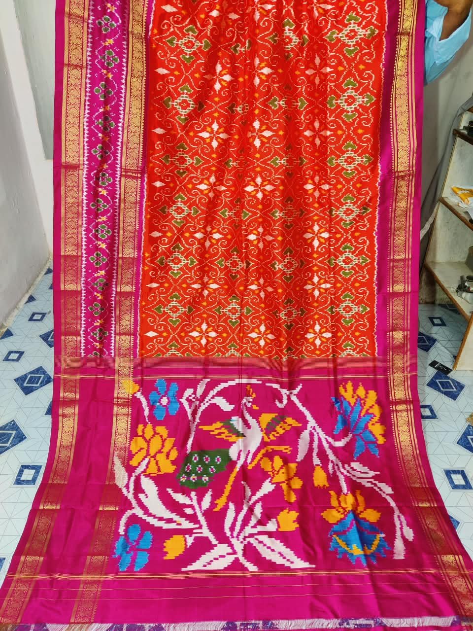 Kanchi Border Ikat - PDLSO04-KBIPIEZDC-04 - fullscreen view 2