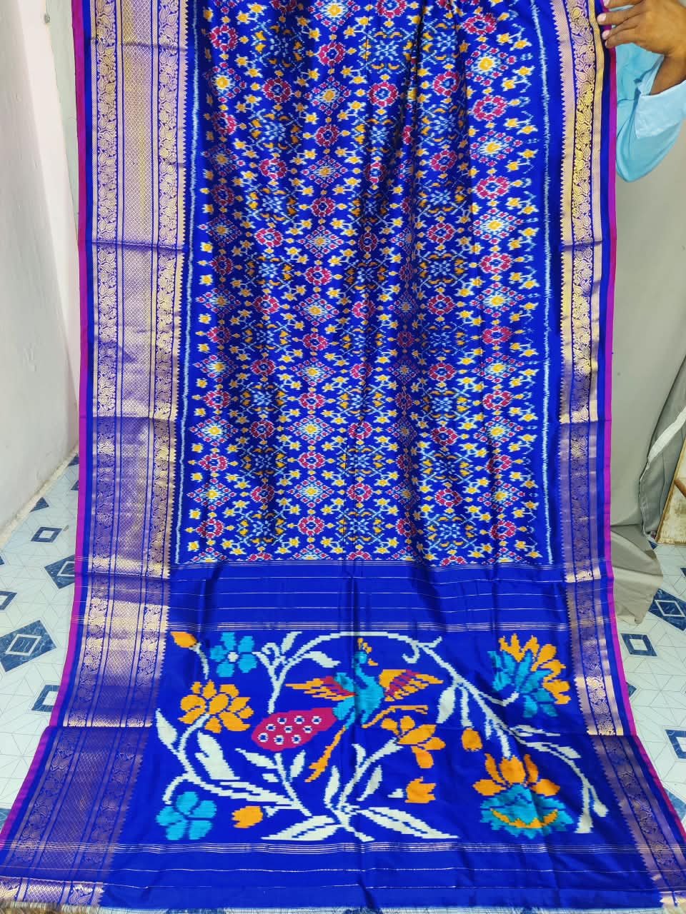 Kanchi Border Ikat - PDLSO12-KBIPIISDC-01 - fullscreen view 2