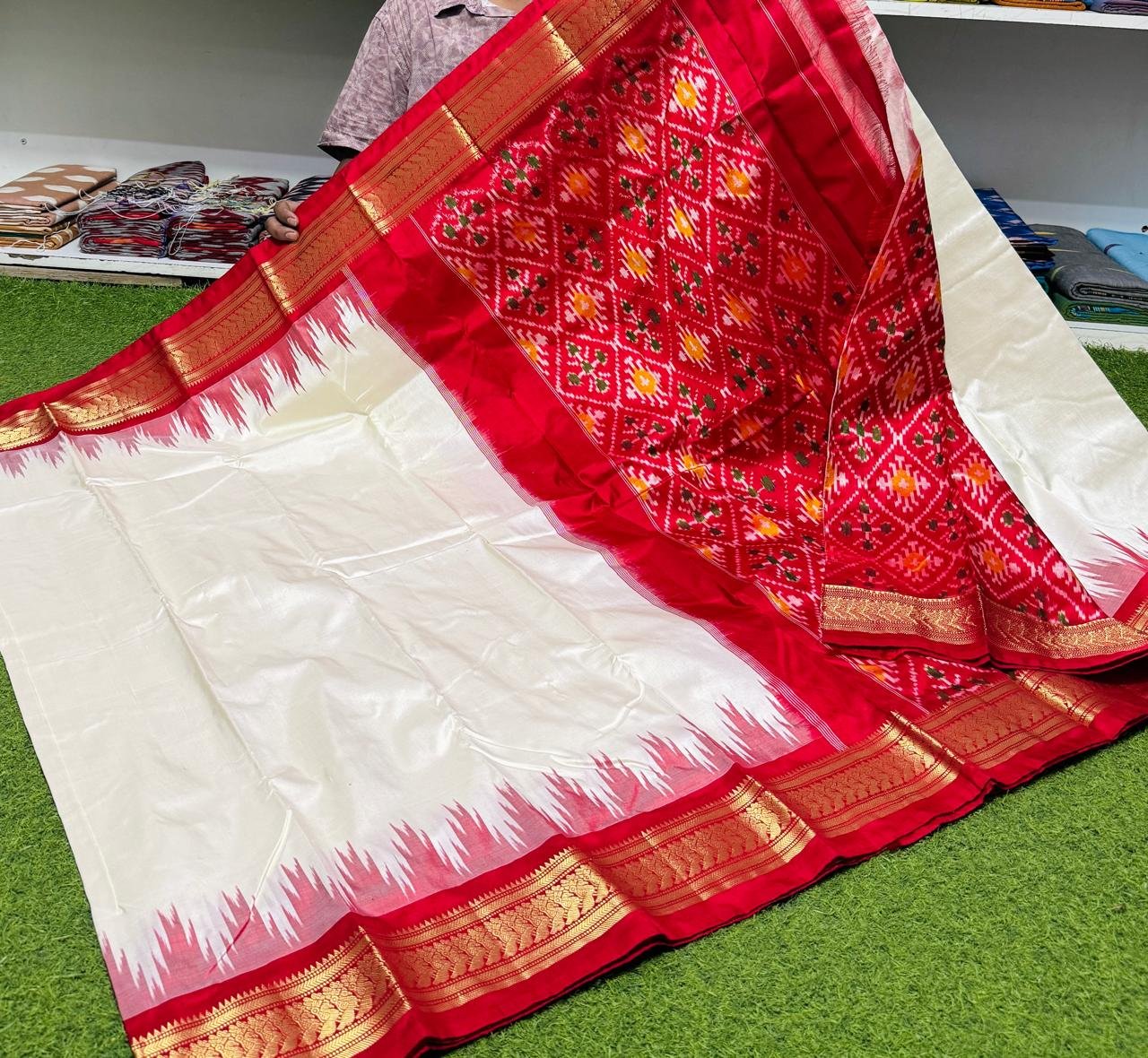 Kanchi Border Ikat - PSRGO14-KBIPICSDD-04