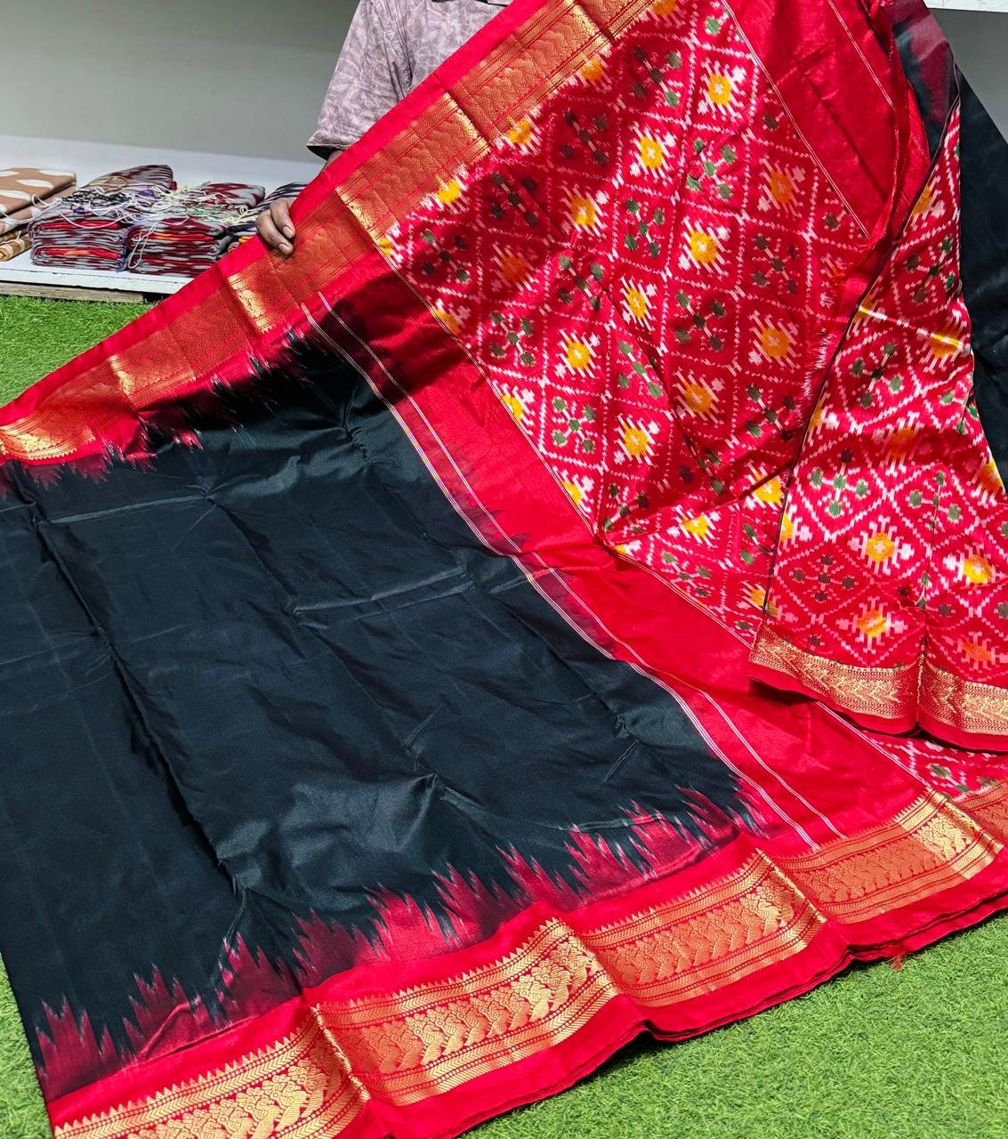 Kanchi Border Ikat - PSRGS27-KBIPIDCDC-02