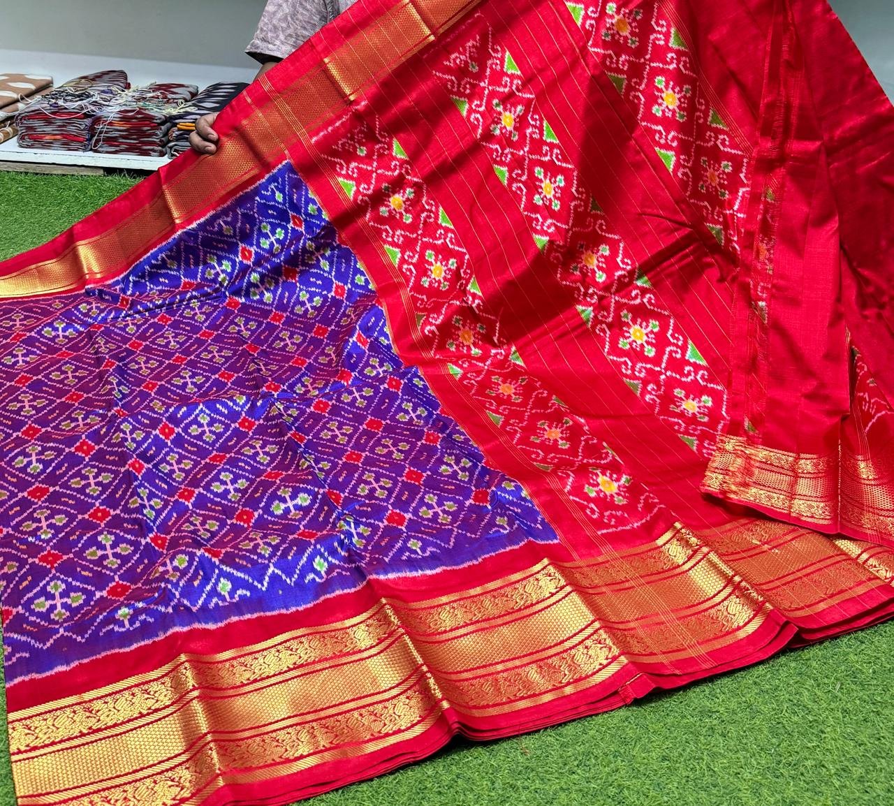 Kanchi Border Ikat - PSRGS27-KBIPIDSDC-01