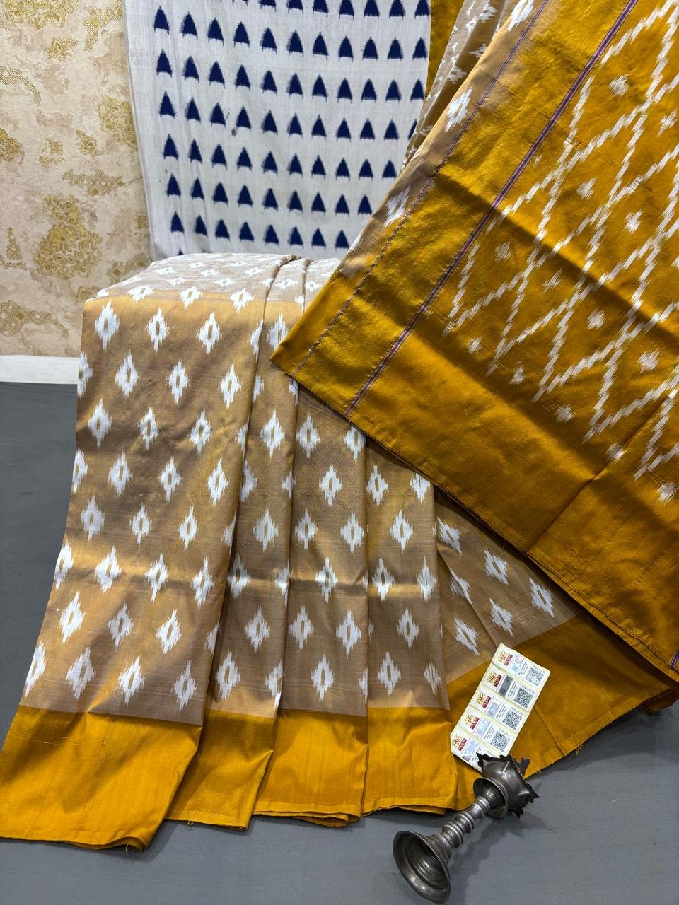 Light Weight Border Saree - PRMHY11-LWBSCSBDC-03